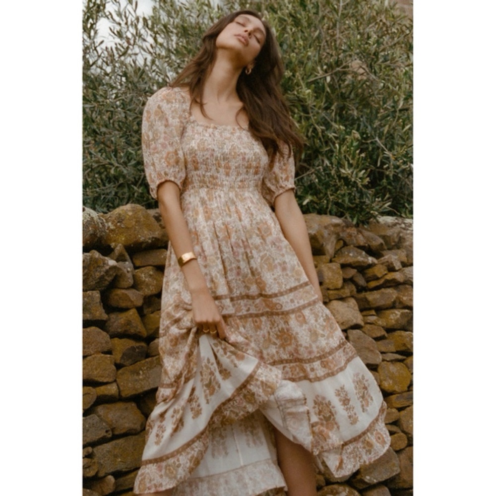 Spell and the Gypsy Collective 
Juniper Shirred Dress Color Combo - Cream XS